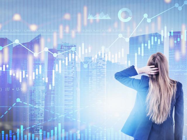 ما هي العوامل المساهمة في ارتفاع قيمة أصول المخاطر؟